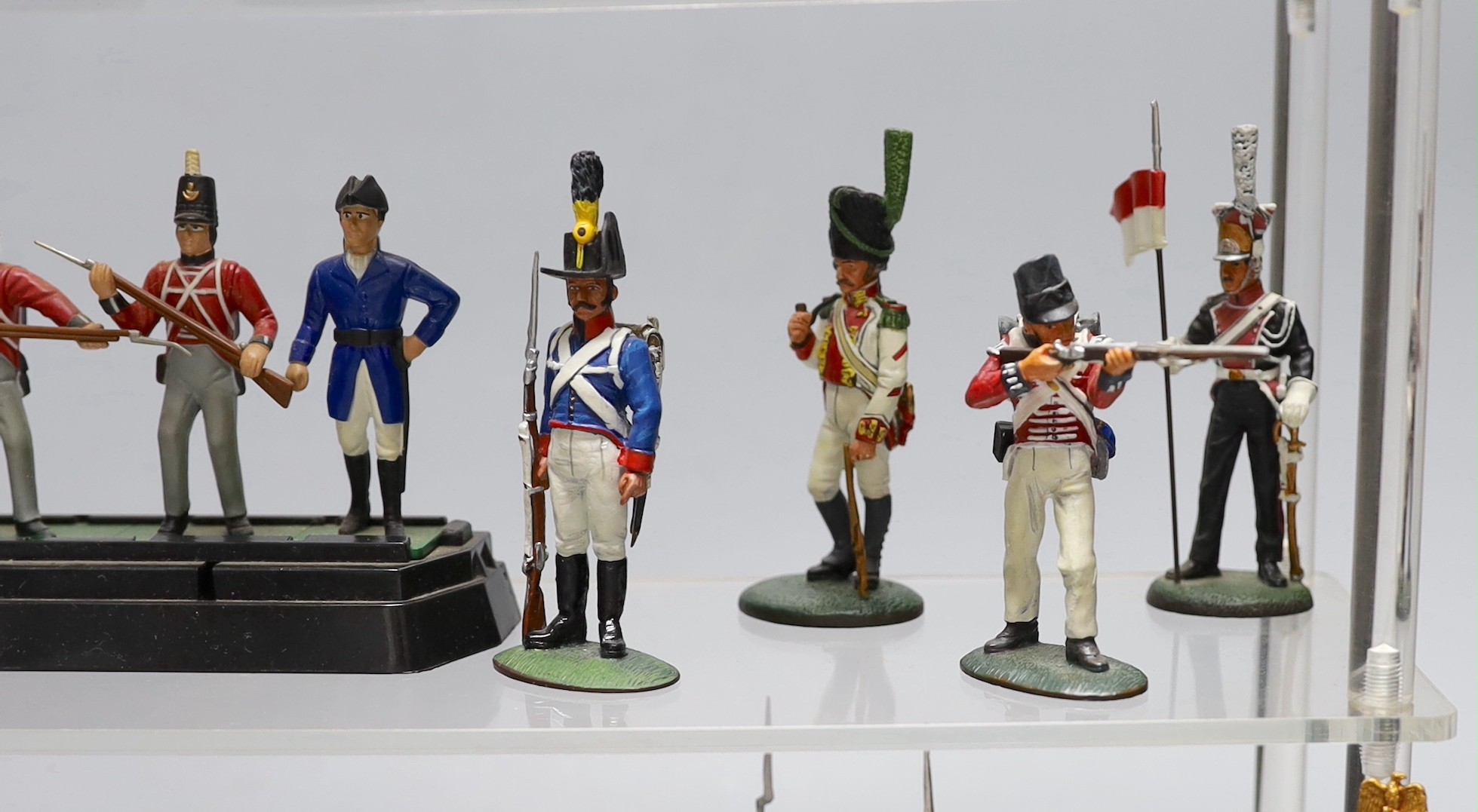 Duke of Wellington and Napoleonic war interest – A group of painted lead figures of soldiers by Delprado, Oryon, etc. composition models